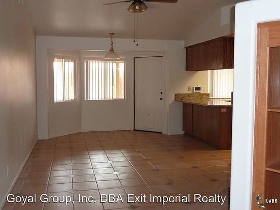 4th image of 605 Tiger Lily Ln