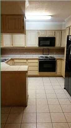 2nd image of 134 W Woodcrest Dr
