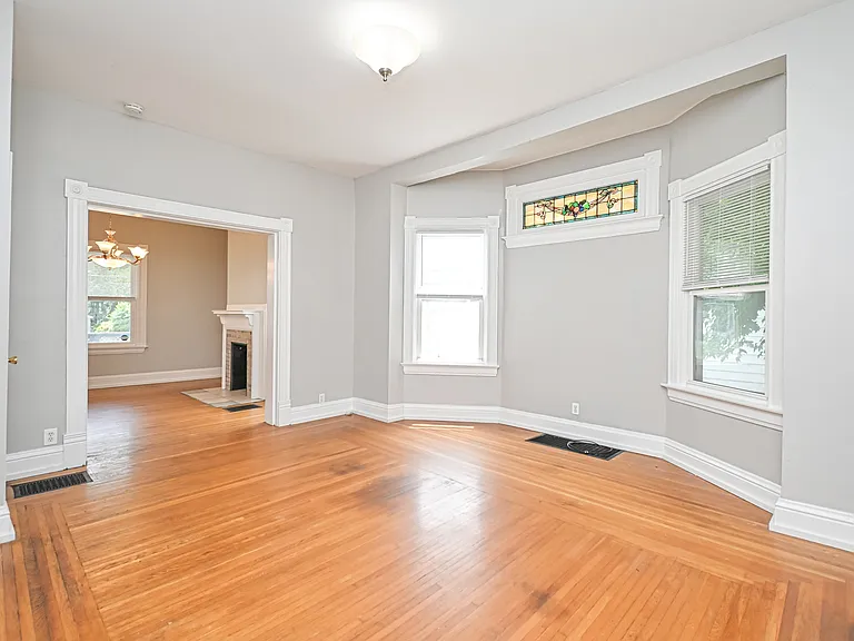 4221 Bell St — Photo 14