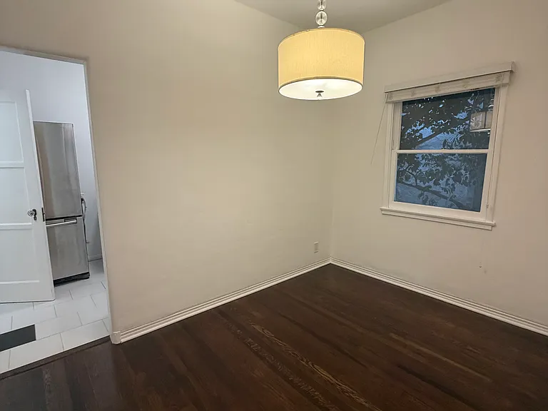 1049 S Orange Grove Ave #1 — Photo 10