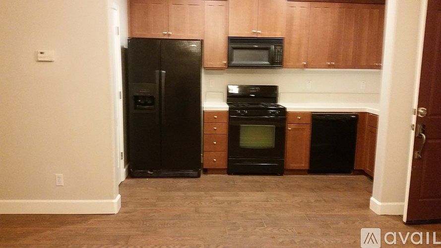 1st image of 644 W Conejo Ave
