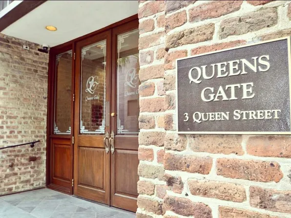 3 Queen St APT 206, Charleston, SC 29401