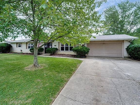 2nd image of 2136 Granada Dr