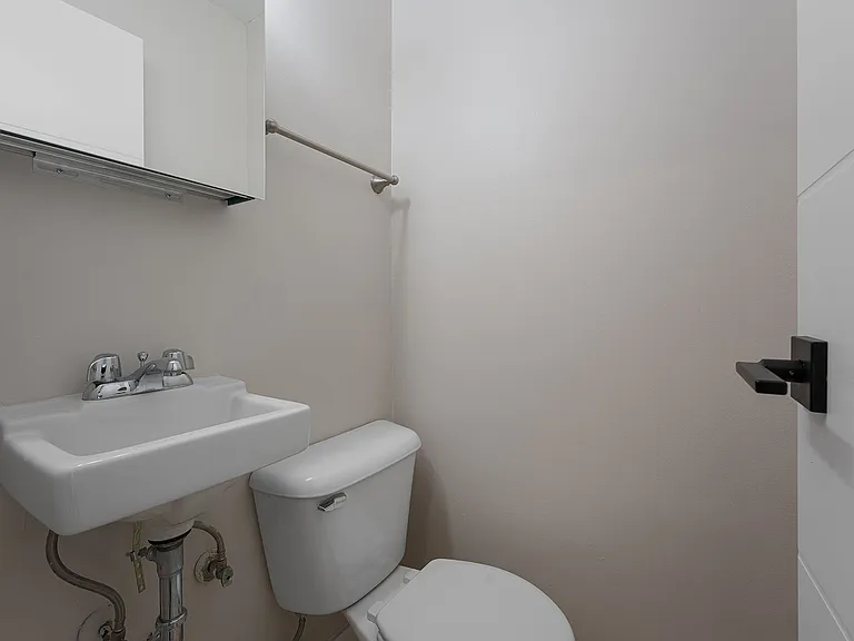 The Duplex Tower — Photo 17