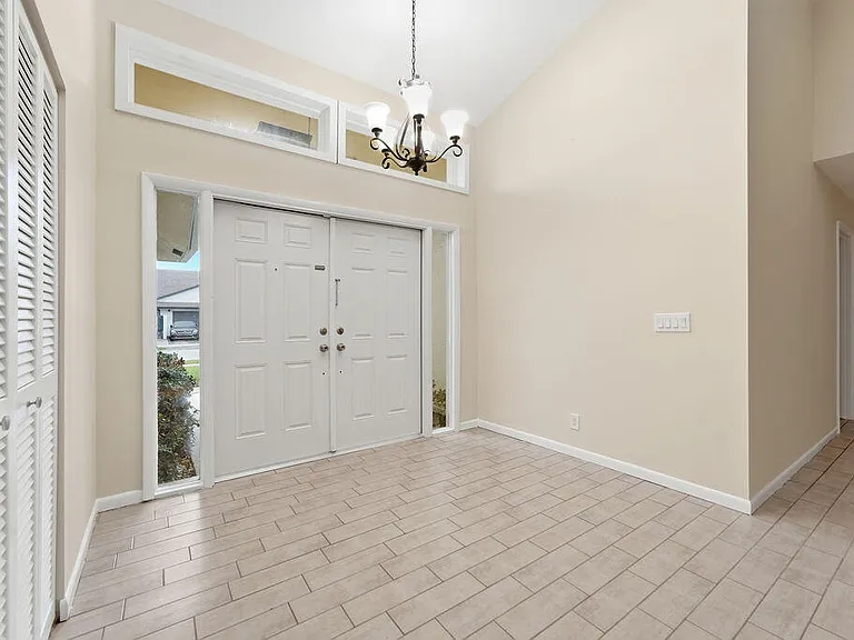 433 SW 27th Ave — Photo 21