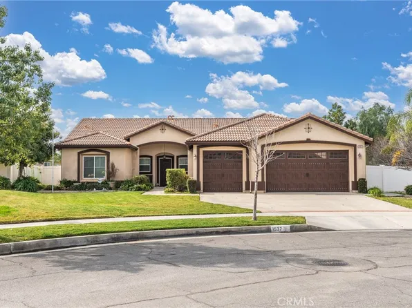 1537 Carmel Ct, Redlands, CA 92374