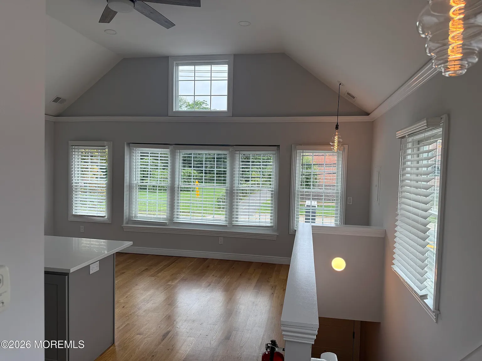 1 bed, 1320 sqft, $2,500 — Photo 3