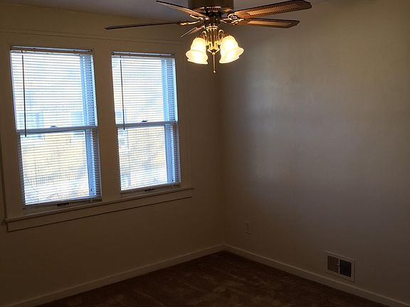 4th image of 237 Corona Ave