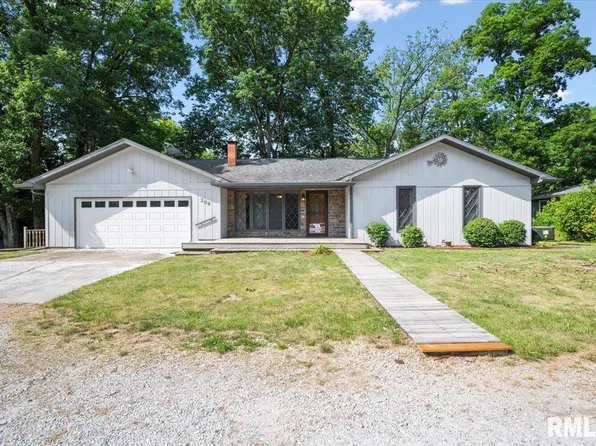 209 Apple St, Creve Coeur, IL 61610