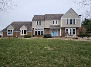 2271 Foxden Dr, Salem, OH 44460
