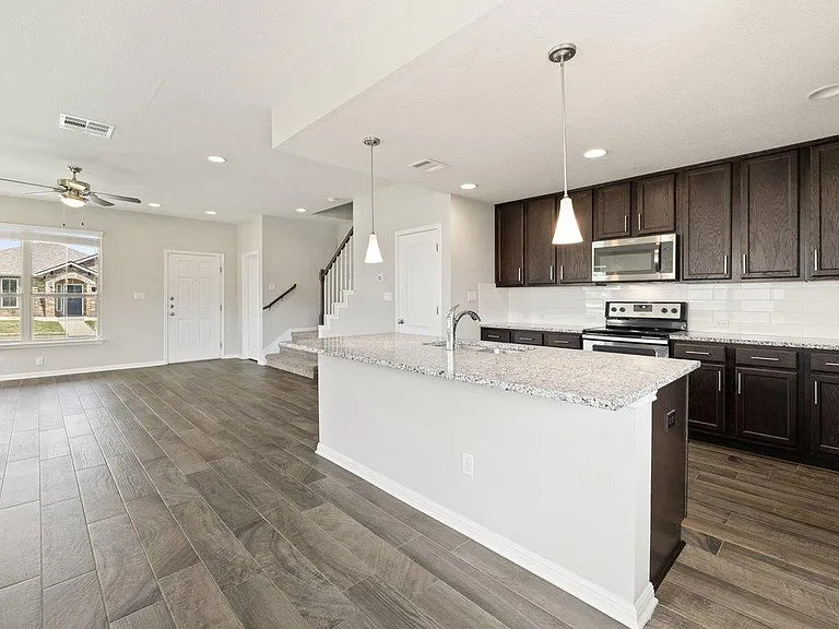 719 Coconut Grv — Photo 12