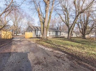 10622 Richmond Ave, Kansas City, MO 64134