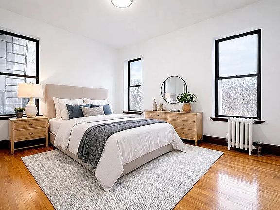 3rd image of 28 W 125th St #3AA