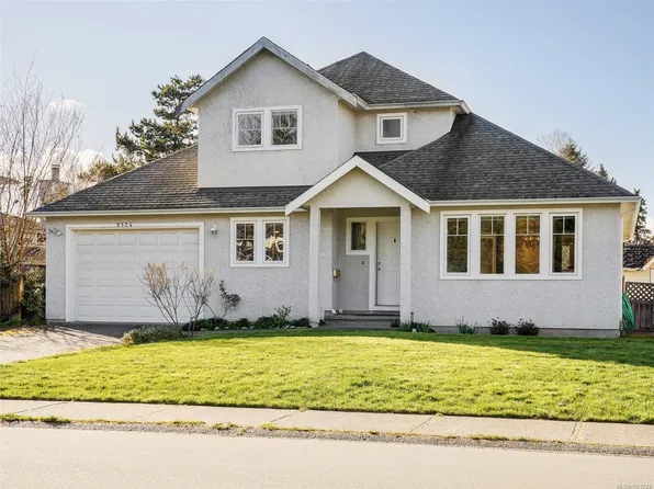 9524 Greenglade Rd, Sidney, BC V8L 3T7