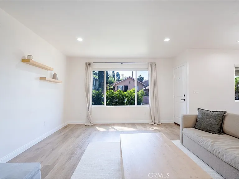 3417 Merced St — Photo 9