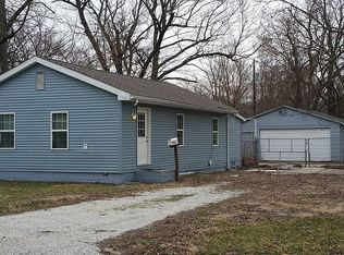 1521 W Kenwood Ct, Decatur, IL 62526