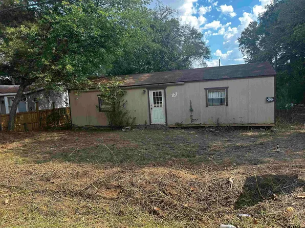 967 Rabbit Creek Dr, Kilgore, TX 75662