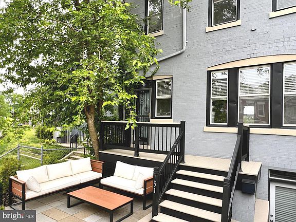 5th image of 151 Rhode Island Ave NE