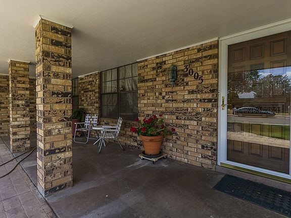 4th image of 3005 Sunrise Ave