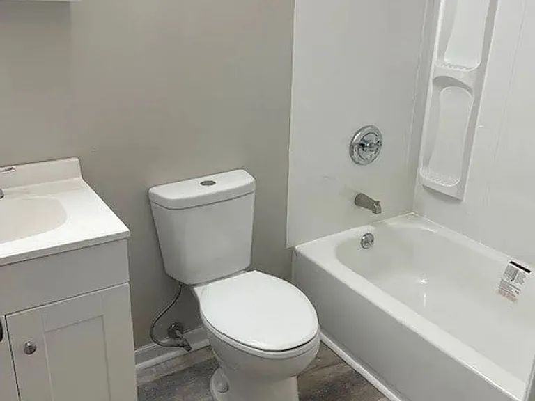 1111 W Academy St — Photo 17