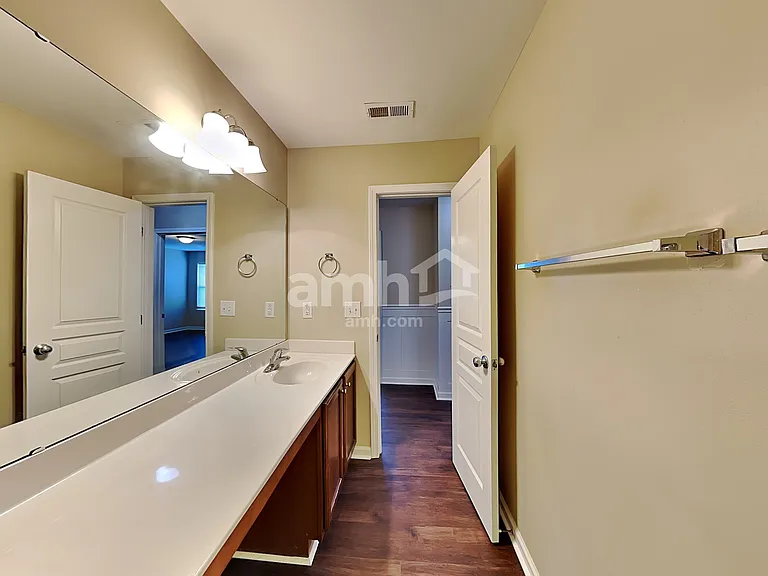 1748 Main Divide Dr — Photo 19