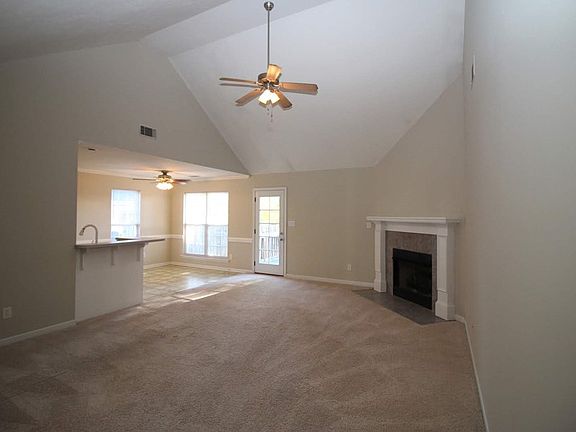 5th image of 2086 Sylvan Lake Dr