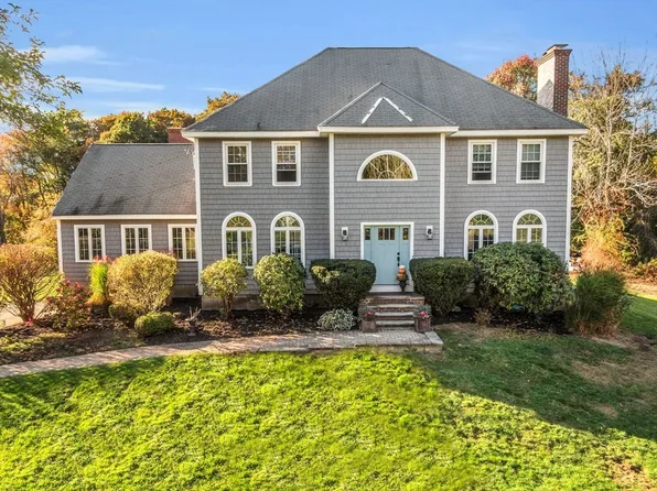 193 Gray St, North Andover, MA 01845