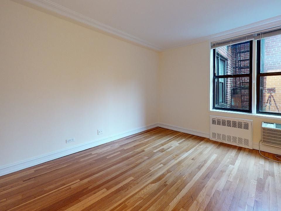 1st image of 305 W 13th St #5K1