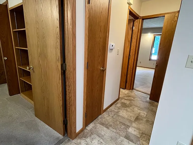 301 N Cherry St — Photo 12