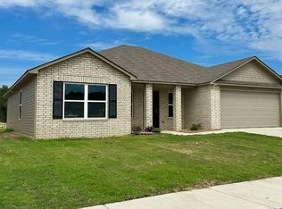 1250 Cowbell St, Conway, AR 72034