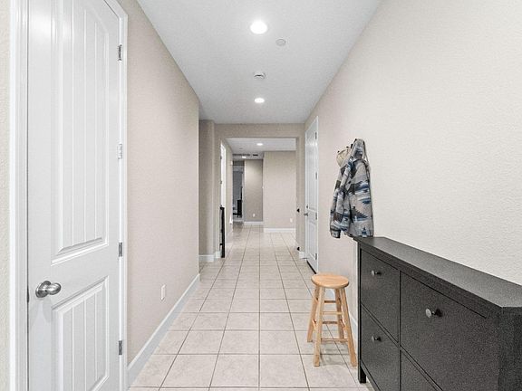 2nd image of 513 Kingbird Circle