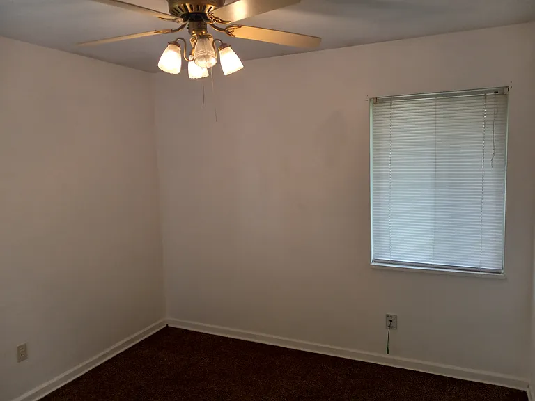 3827 Kingswood Dr — Photo 25