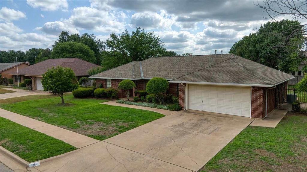908 NW 74th St, Lawton, OK, Lawton