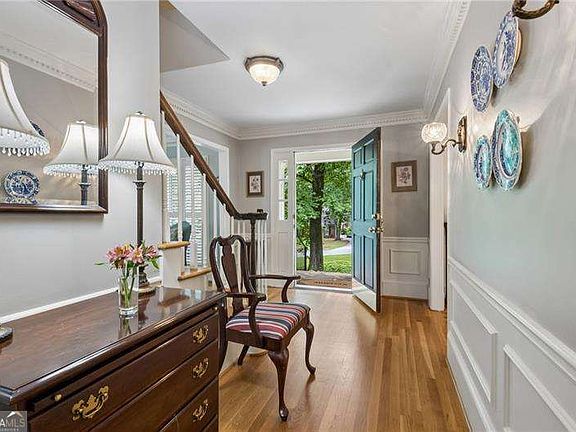5th image of 4791 Layfield Dr