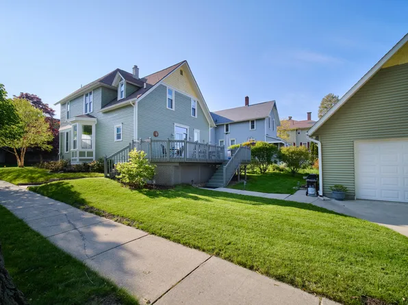 545 Maple St, Manistee, MI 49660