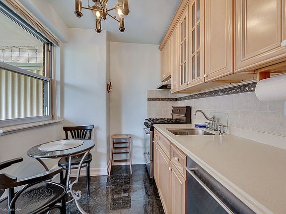 4th image of 52-30 39th Dr APT 4K