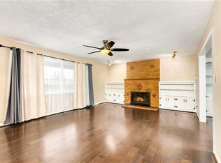 5647 Antioch Rd, Merriam, KS 66202