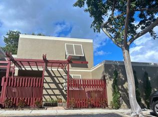 10911 S Lakeview Dr #1, Hollywood, FL 33026