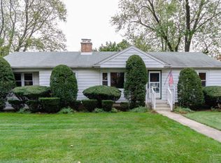 263 Columbia Ave, Des Plaines, IL 60016