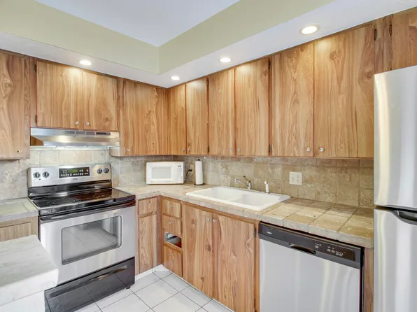 3900 County Line Road #21d, Tequesta, FL 33469