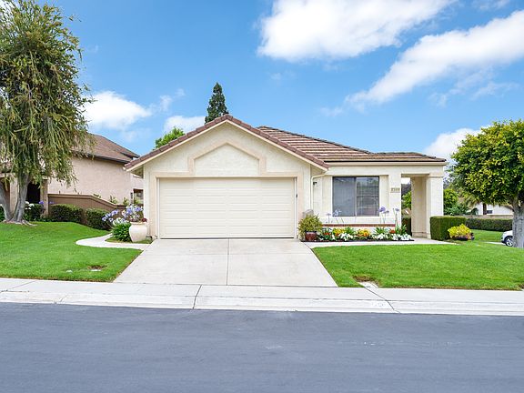 2nd image of 208 Novina Pl