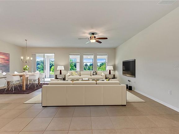 4th image of 173 Lakeshore Dr