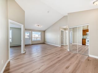 Clareview Junction, Edmonton, AB T5Y 0E5