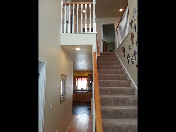 2nd image of 6018 Coburg Ln