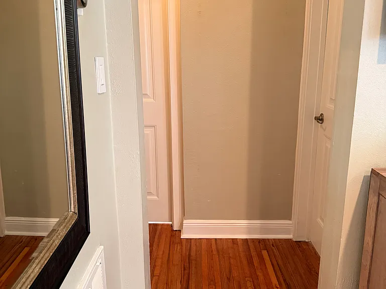 4202 W Palmira Ave — Photo 25