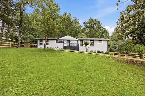 6555 Brownlee Dr Photo 1