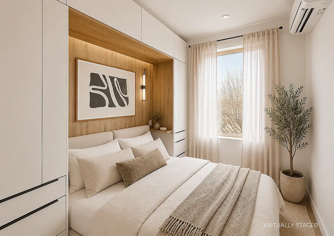135 Moffat Street — Photo 3