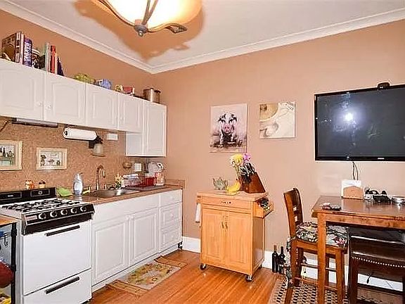 3rd image of 63 Brighton St #2