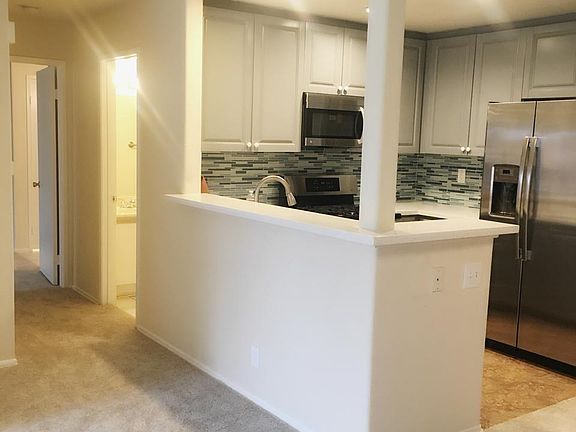 2nd image of 114 Sandpiper Ln