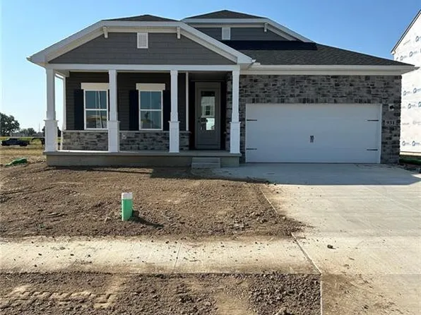 931 Darter Dr, Bowling Green, OH 43402